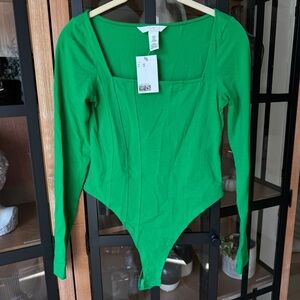 H&M Bodysuit kelly green square neck long sleeves corset thong top